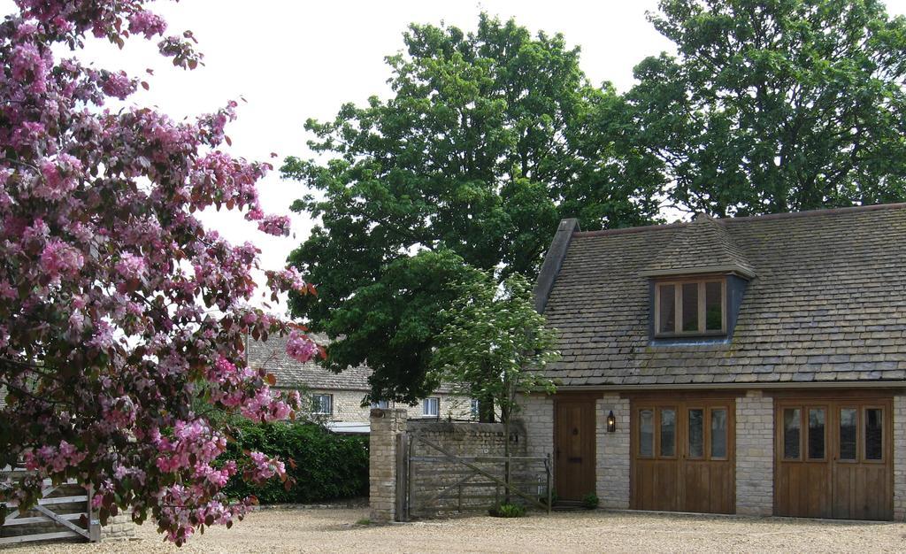 Oundle Bespoke Apartments Szoba fotó